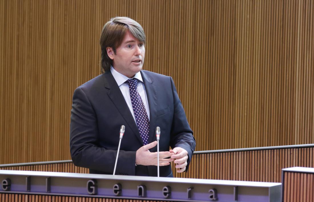 Naudi pregunta per la rebaixa de les tarifes als laboratoris