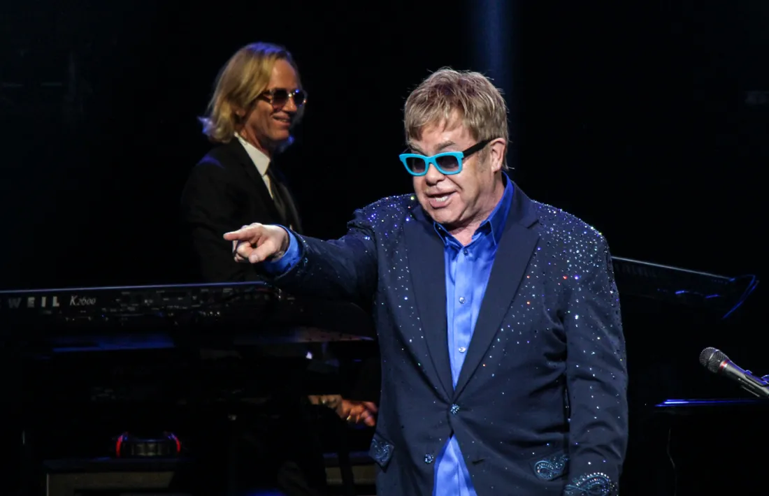 Elton John, Andorra, Sdadv, Camúñez, drets d'autor