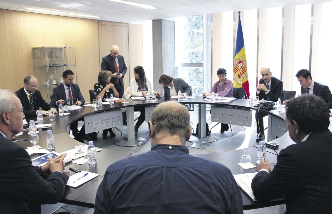 El repartiment de les transferències es podrà revisar al cap de cinc anys