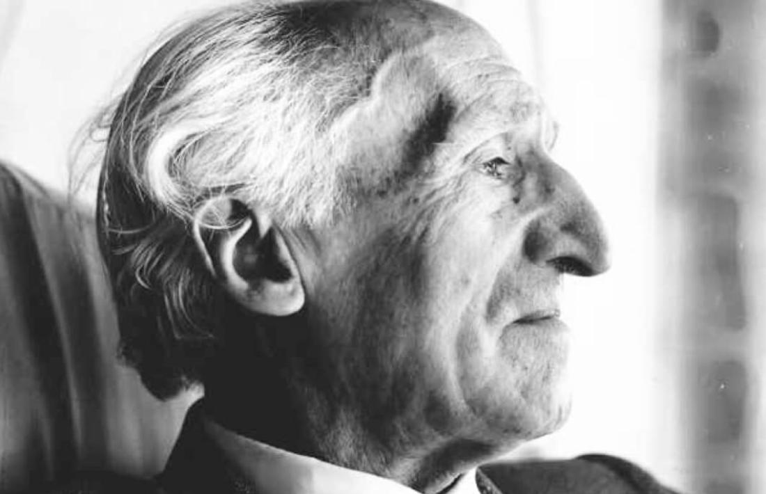  El Mestre Fontbernat, retratat cap al 1975 al seu domicili de l’avinguda Meritxell, a la capital.