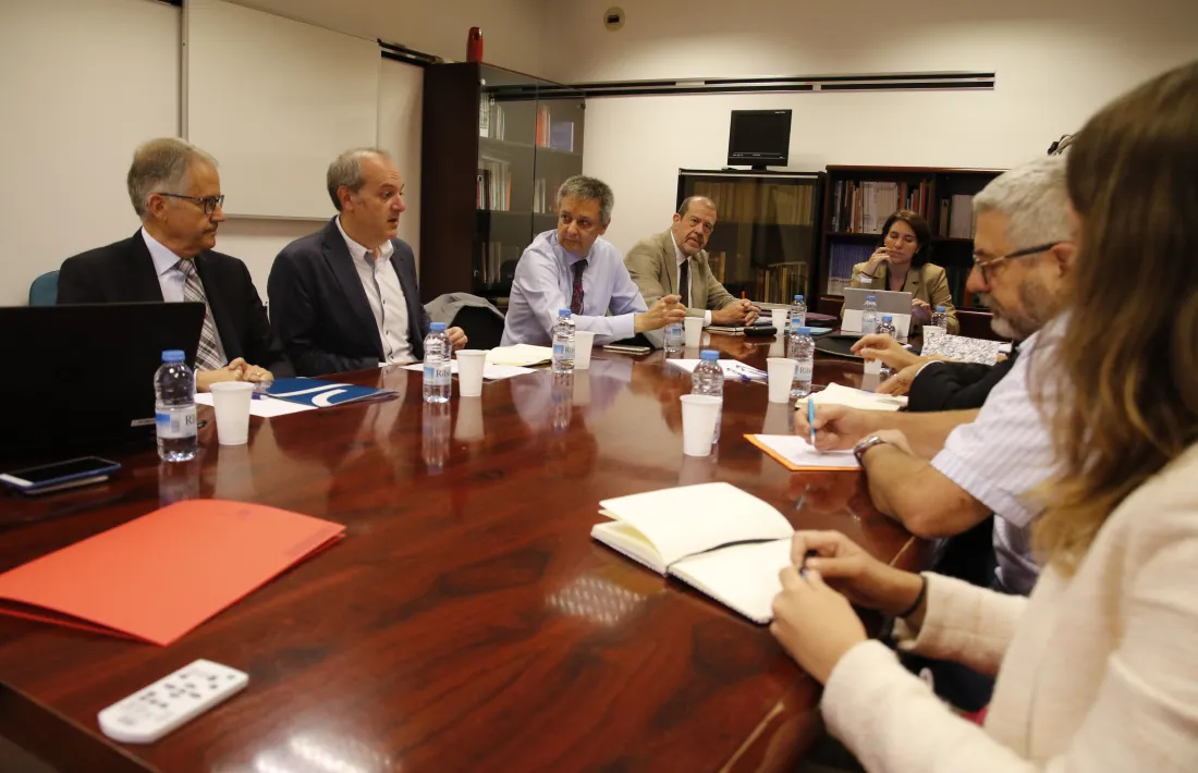 Primera reunió per definir les bases del que serà el servei d’oncologia 