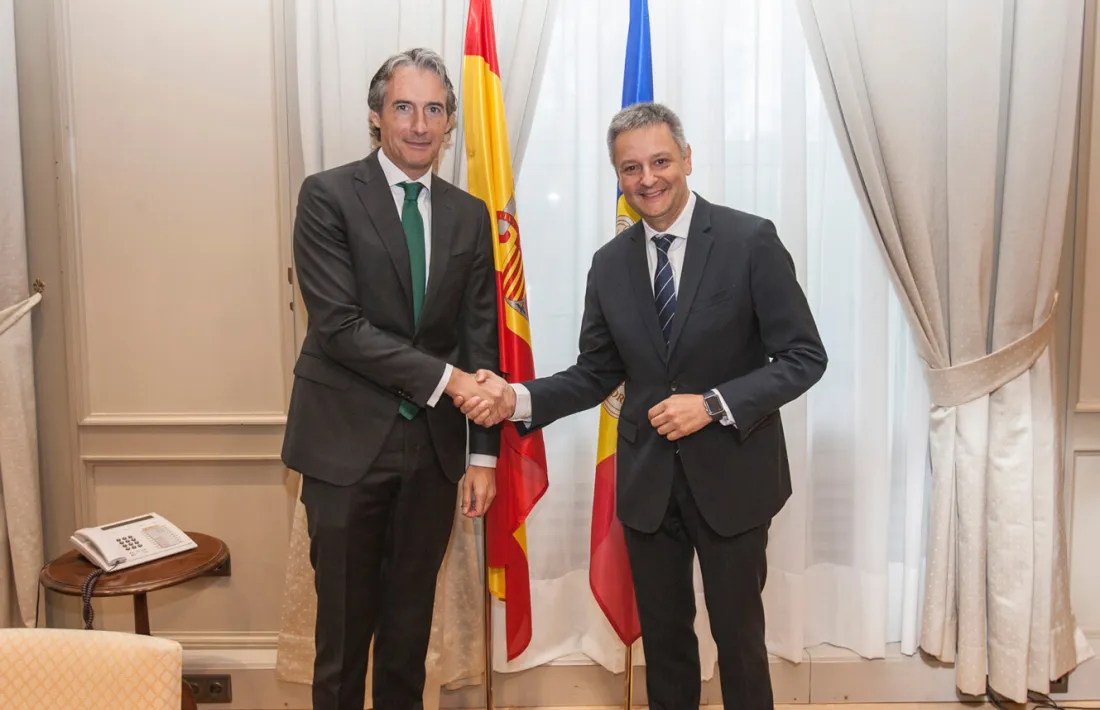 Madrid estudia si és segur autoritzar els vols amb GPS a l'aeroport Andorra-La Seu