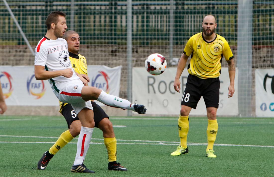 El Vall Banc FC Santa Coloma goleja en el debut de la Lliga