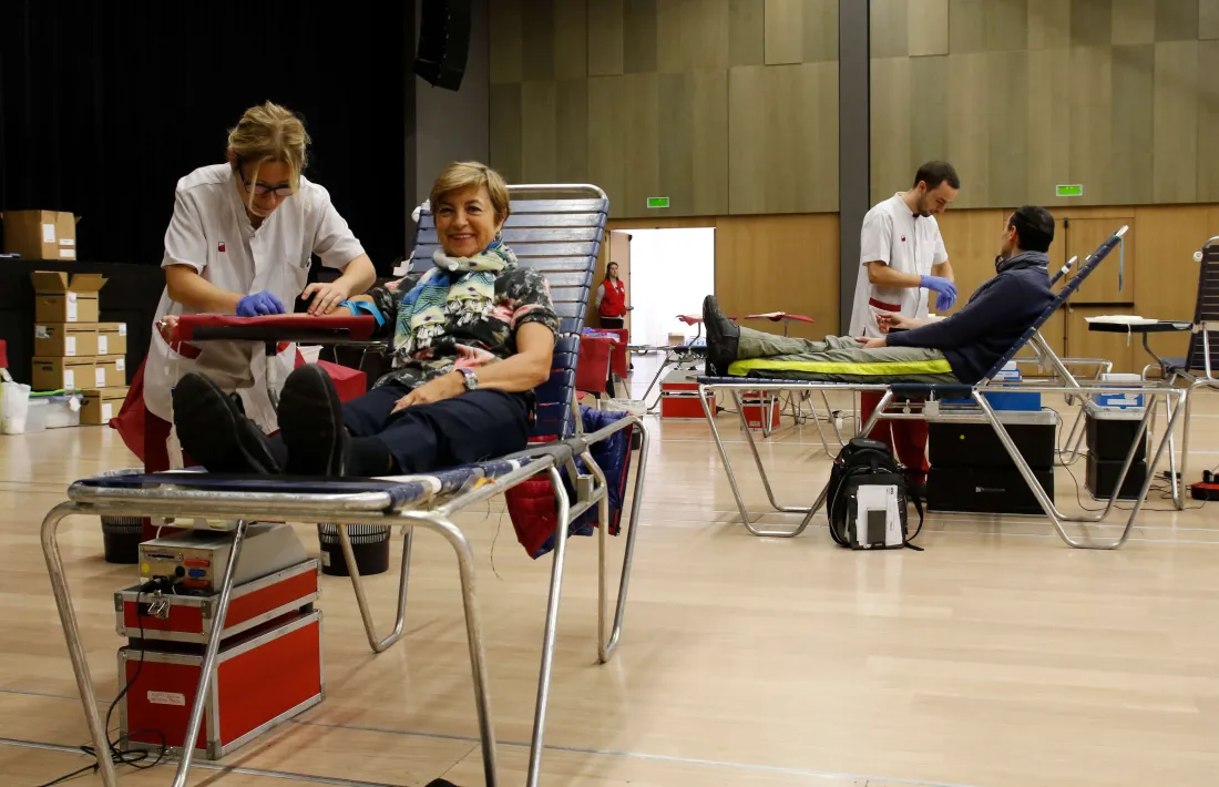 La Creu Roja vol arribar a les 200 donacions de sang aquesta nit