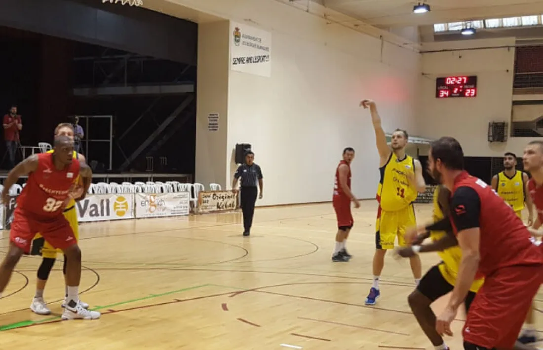 El MoraBanc passa per sobre el Saragossa en el darrer assaig