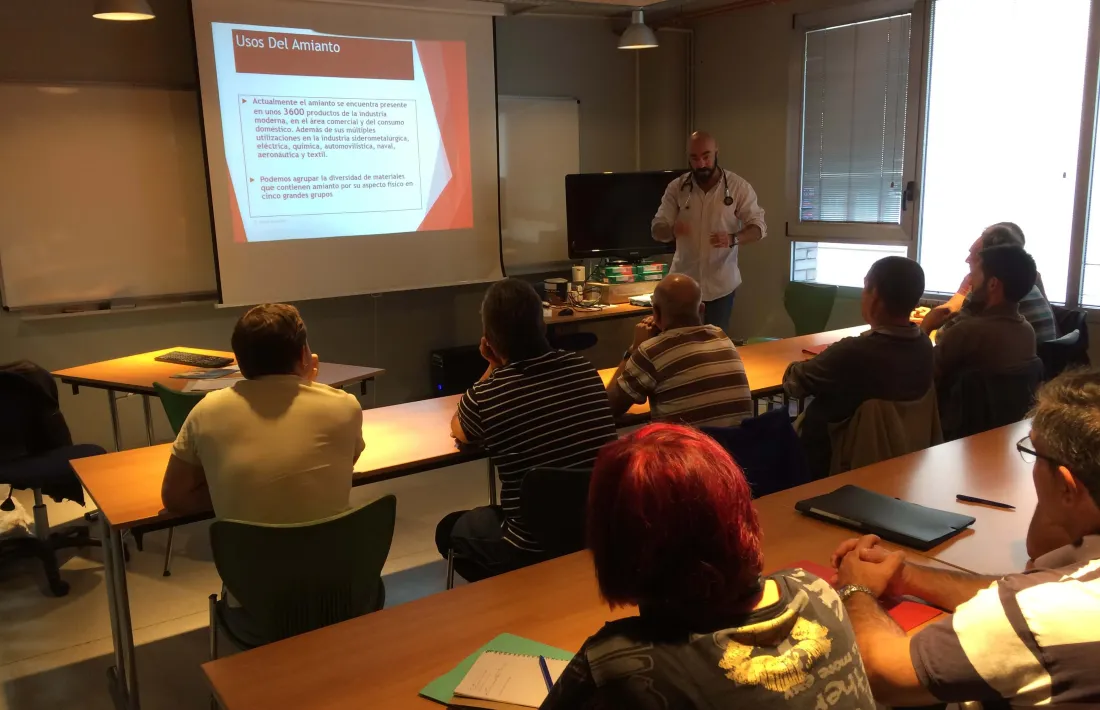 L’Agreda enceta un nou curs sobre l’amiant amb 20 alumnes