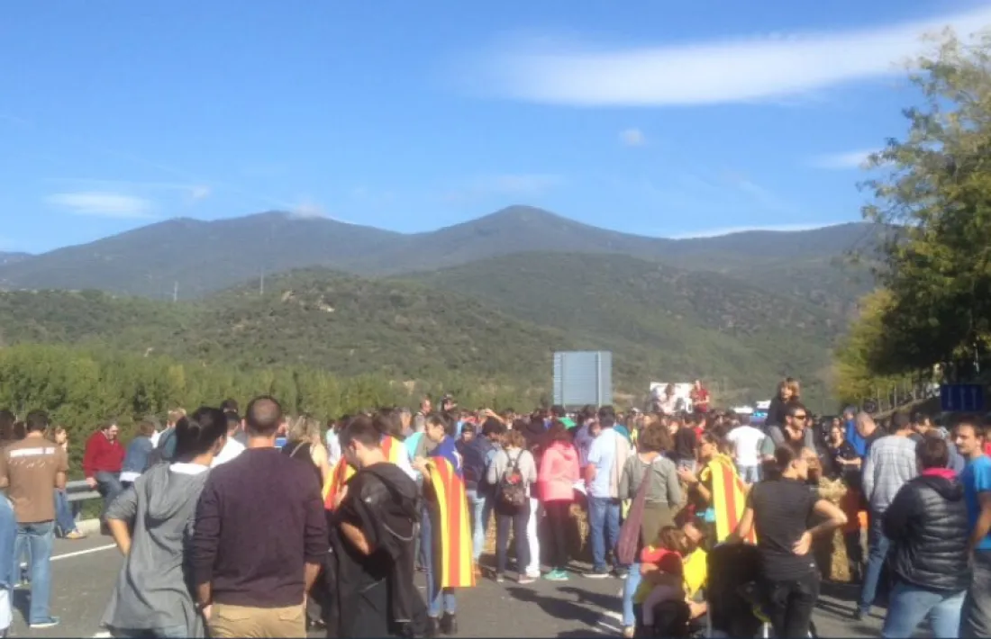 Tallen la C-14 i la N-260 a la Seu d'Urgell per l'aturada a Catalunya