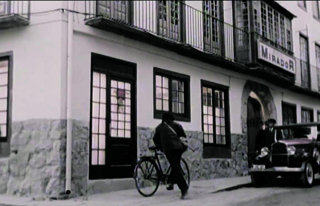 Andorra, Icom, Xavi Fernández, Hèctor Mas, Pere Tomàs, Clare Allcard, Lluís M. Güell, Entre el torb i la Gestapo, Antoni Valero, Viadiu