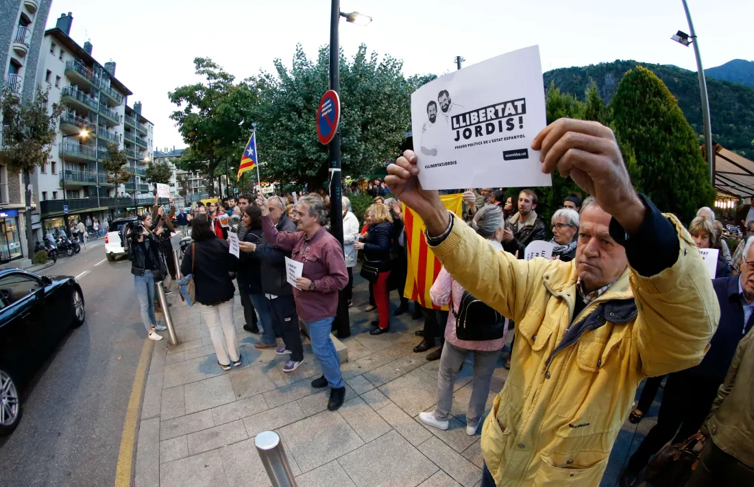 Unes 150 persones protesten per l’empresonament dels ‘Jordis’