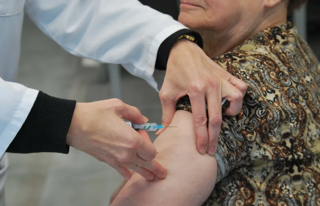Dilluns comença la campanya de vacunació contra la grip estacional amb 6.000 dosis, les mateixes que l'any passat
