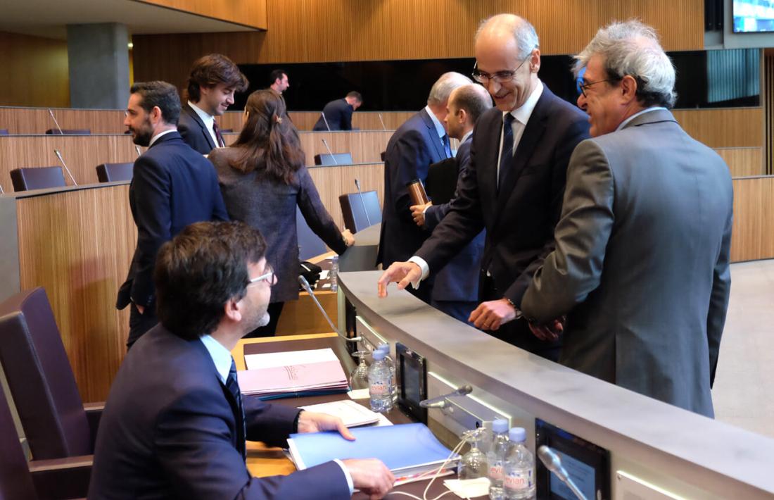 DA retreu als grups el silenci sobre el text de transparència