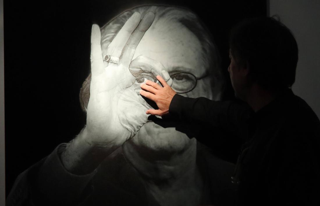 Andorra, Sant Julià, Museu del Tabac, Juan Torre, exposició, fotografia, Imatges per tocar, síndrome de Behçet
