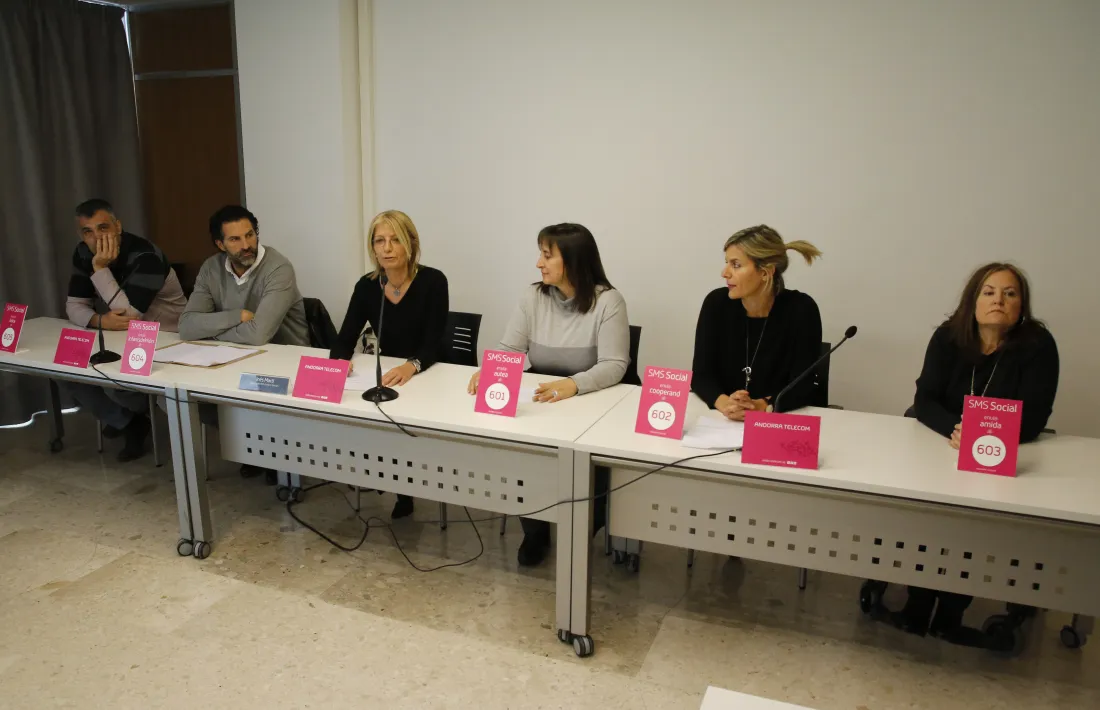 Andorra Telecom cedeix l’SMS social per a projectes solidaris de cinc entitats