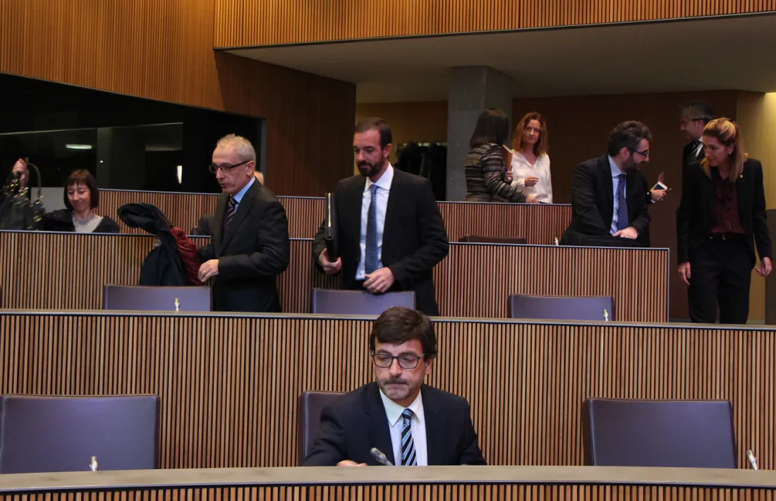 L'oposició critica la manca de previsió del Govern en la votació de quatre suplements de crèdit extraordinari