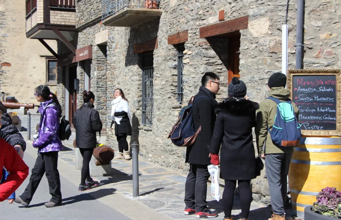 Ordino crea una senyalística urbana per a vianants per reforçar la visibilitat dels llocs d'interès