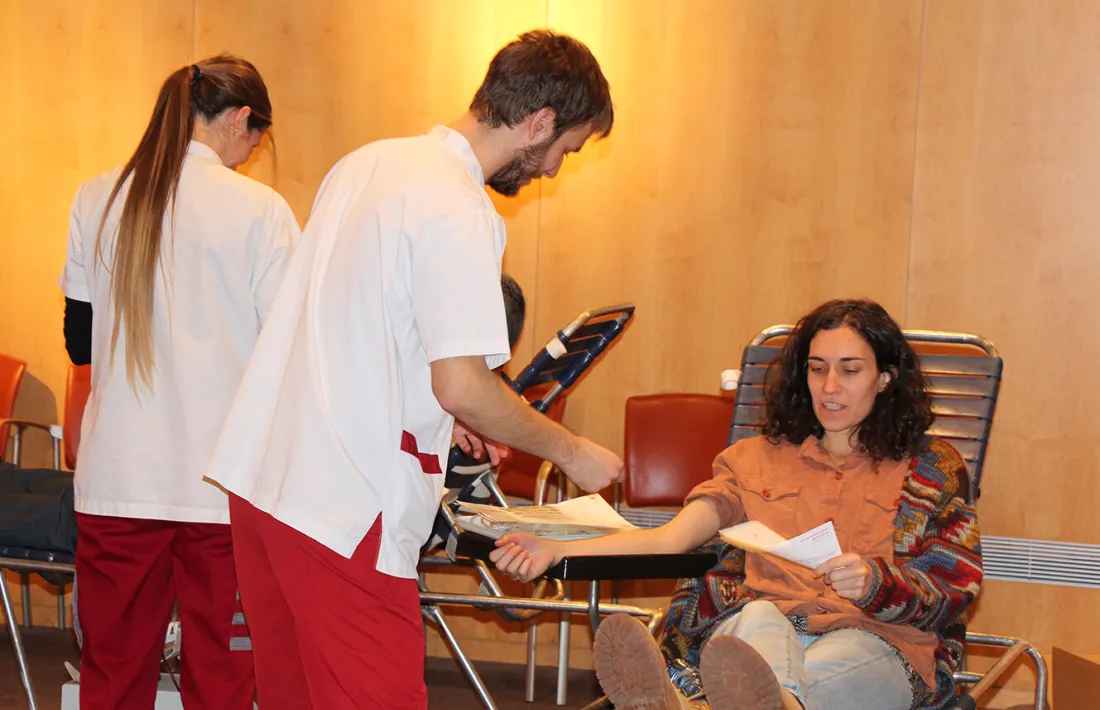 La quarta col·lecta de sang de la Creu Roja comença amb l'objectiu de superar les 1.000 donacions