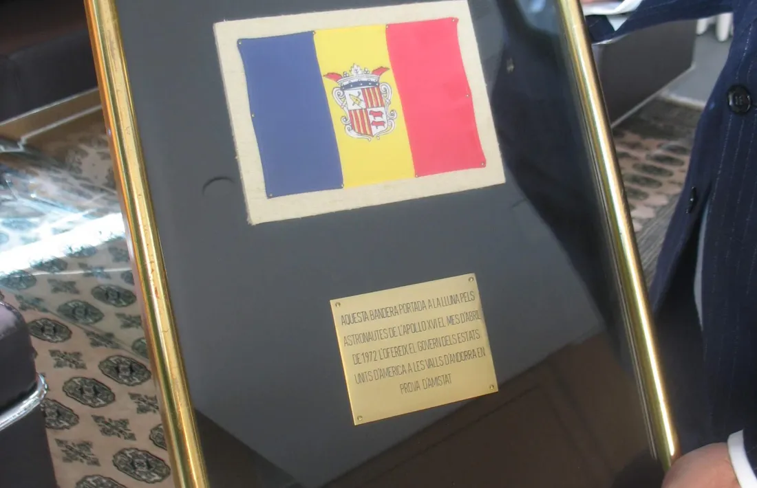 Andorra, Conselll General, Lacueva, Arajol, Zimmermann, Apol·lo XVI, pedra lunar, roca lunar, Apol·lo XVII, CIA, Cristall