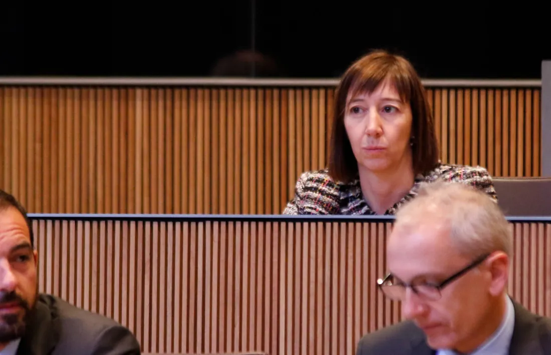 Descarrega diu que la despesa es manté, tot i els 2 nous ministeris