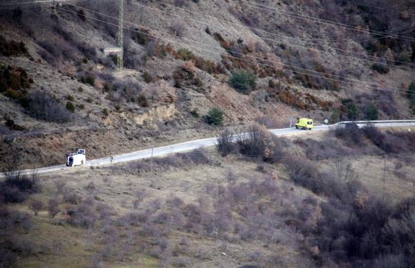p._16_baix_camio_bolcat_alp