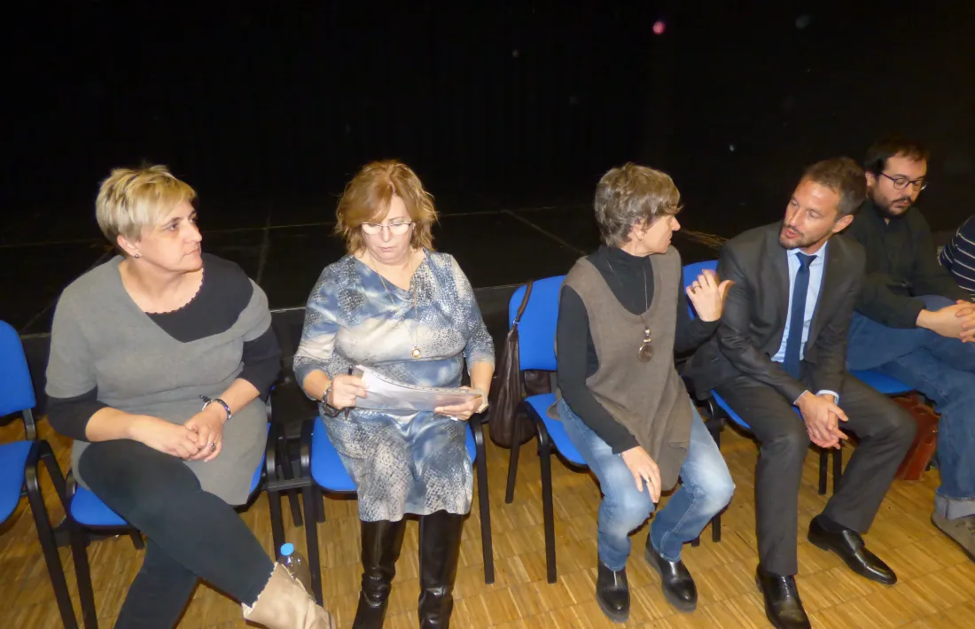 Els dirigents del Partit Socialdemòcrata instants abans d’iniciar la reunió.