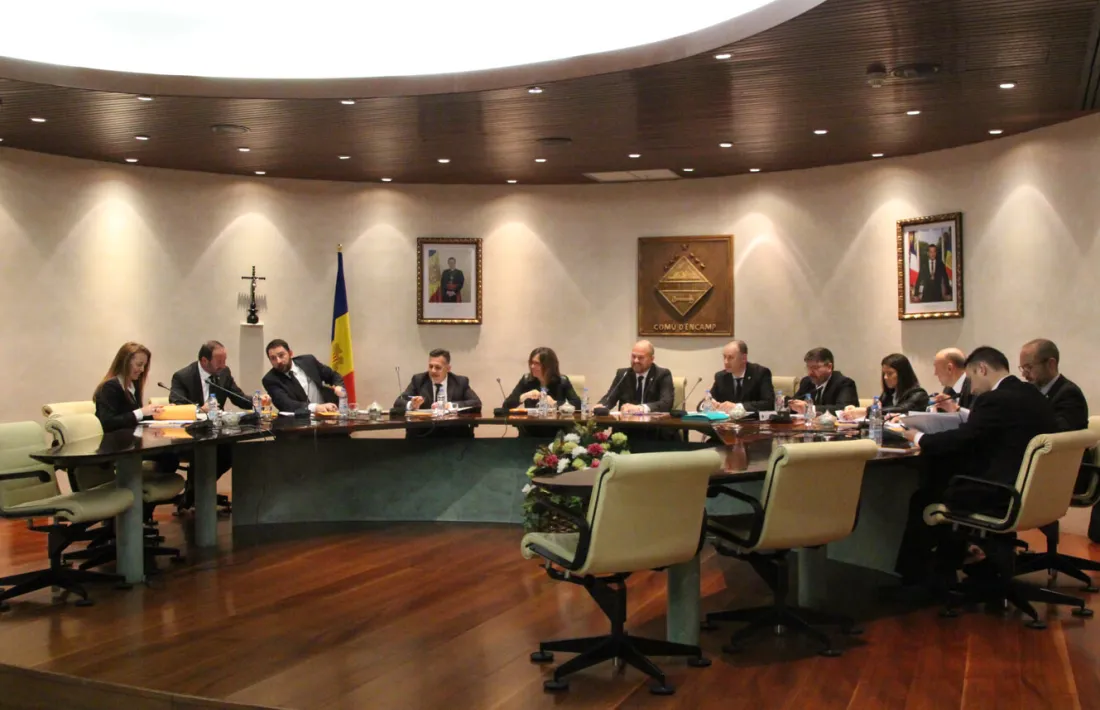 Un moment de la sessió de consell de comú d’ahir a la tarda a Encamp.