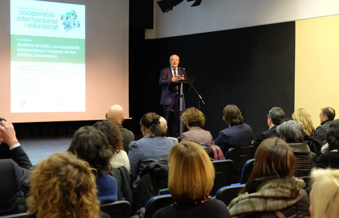 Clausura del cinquè curs en cooperació internacional i voluntariat a l’UdA.