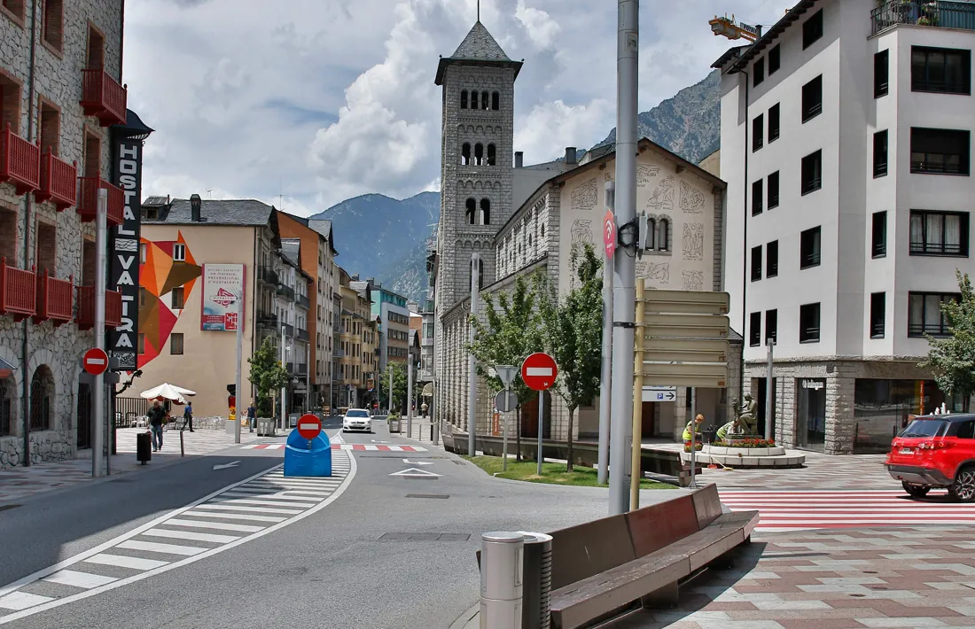 Les retencions s’originen a la part alta de l’avinguda Carlemany.