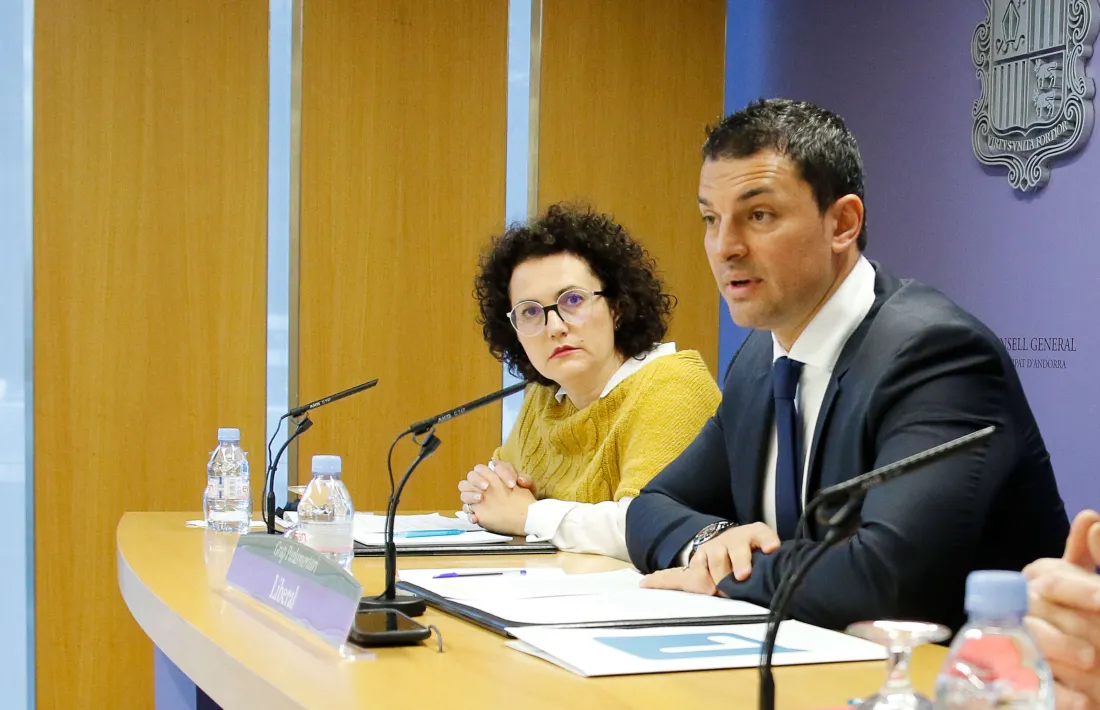 Gallardo i Pallarès van exposar ahir diferents disfuncions del servei d’atenció domiciliària des que es troba a mans del Govern.