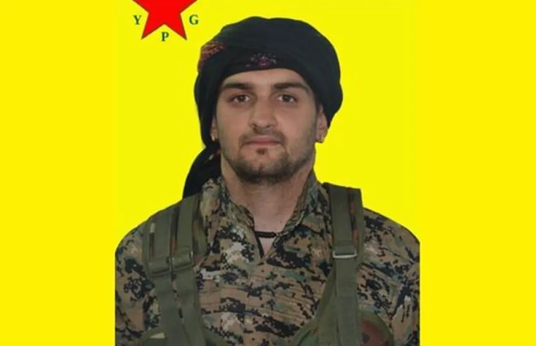 El jove en una fotografia de les Unitats de Protecció Popular kurdes (YPG).
