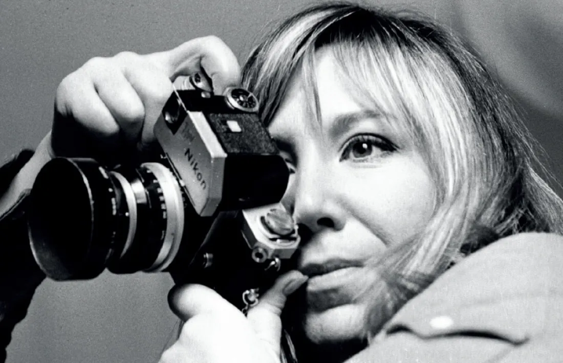 Autoretrat de Joana Biarnés, pionera del fotoperiodisme català i espanyol