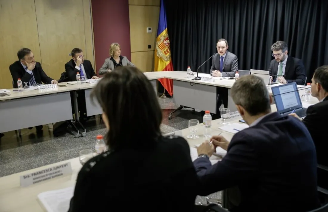 Membres que han assistit a la reunió d'aquest matí. 