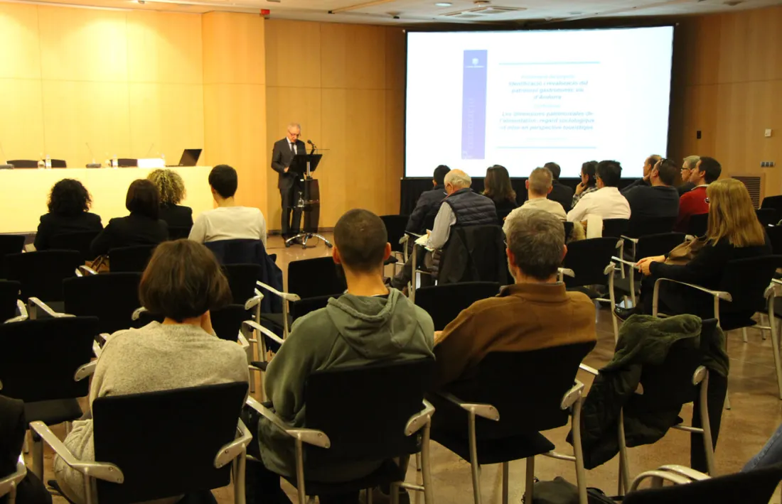 El ministre de Turisme, Francesc Camp, en un moment de la presentació del projecte 'Identificació i revaloració del patrimoni gastronòmic viu d'Andorra'.