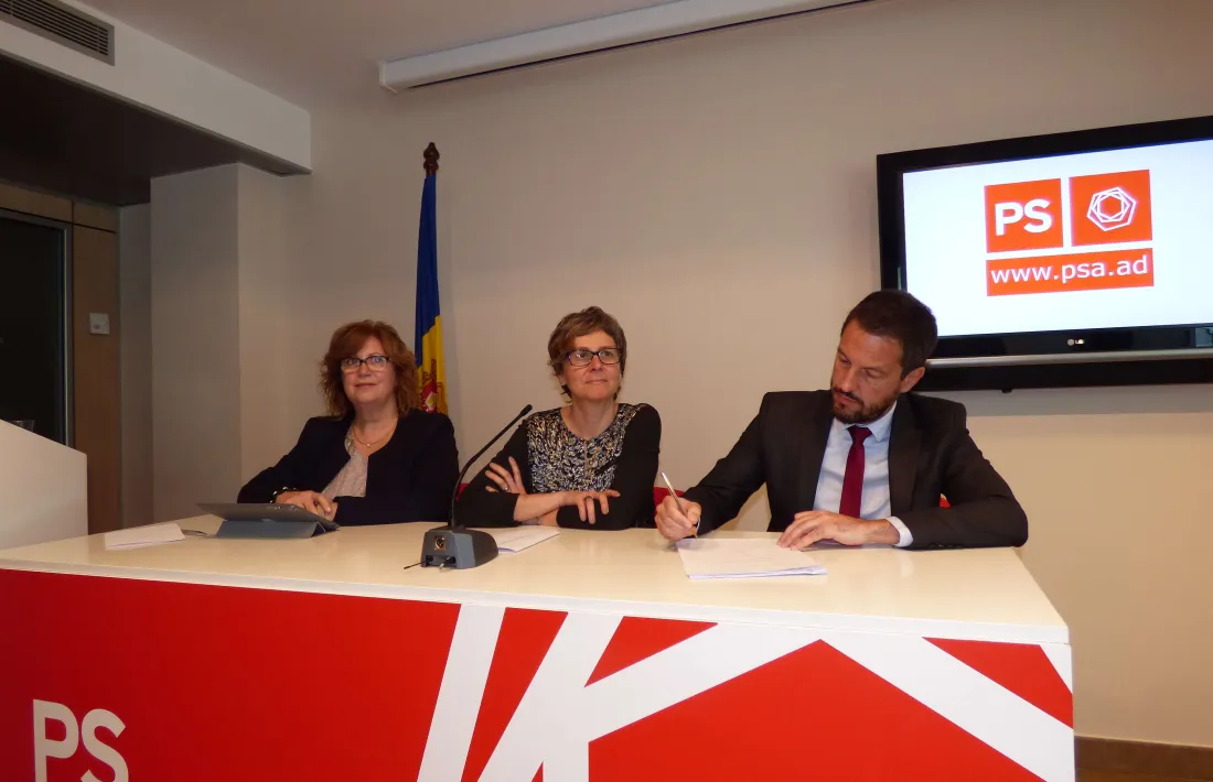 Carmona, Vela i López van comparèixer ahir en roda de premsa.