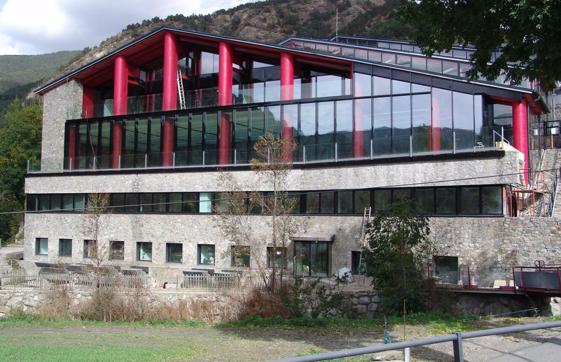 La caldera de biomasa del CEO es troba al 50% de la seva capacitat.