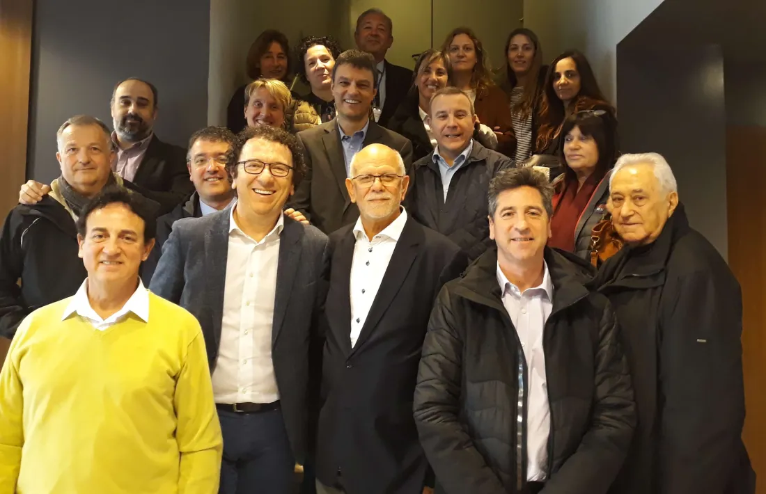 Els participants de l’Skal Club Andorra amb Betim Budzaku, d’Andorra Turisme, ahir.