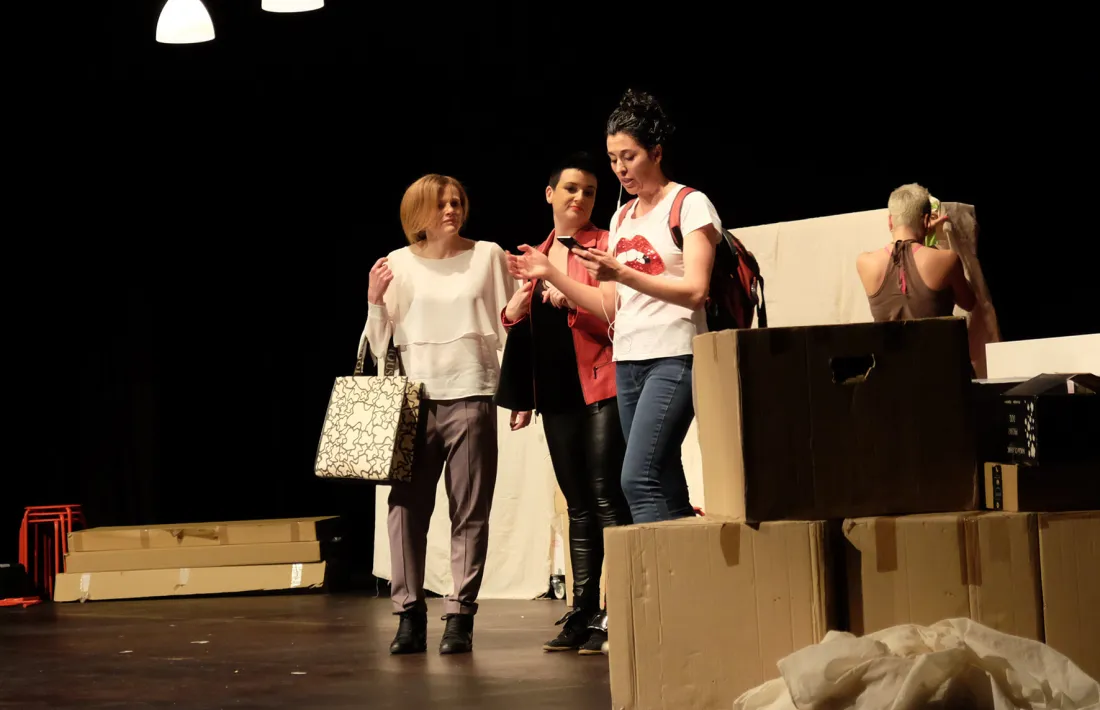 Representació a Encamp de l'obra 'Quin/a cony/a'.