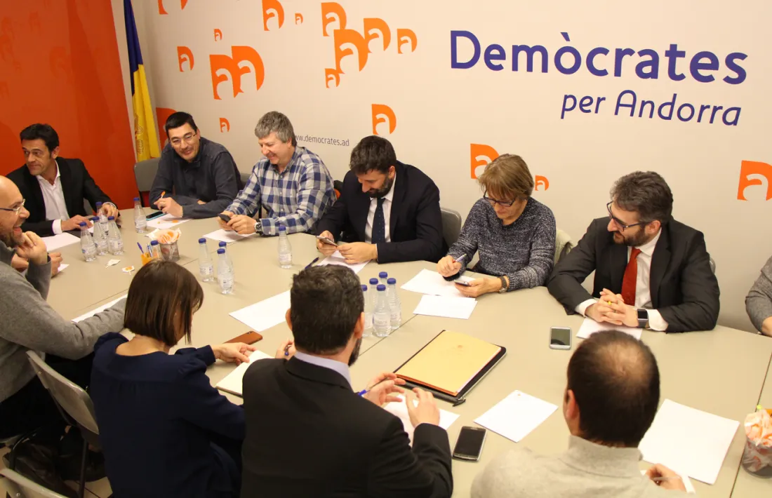 Una reunió de l'executiva de DA, encapçalada per Eric Jover i Esteve Vidal.