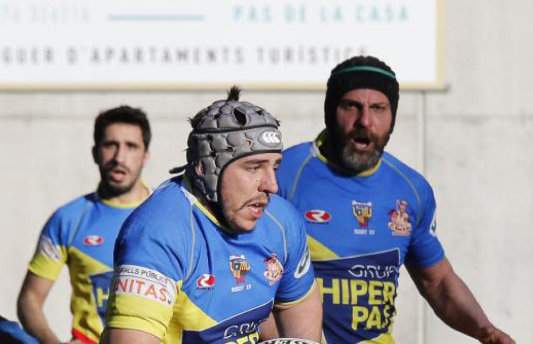 Dani Raya es trenca els creuats del genoll dret
