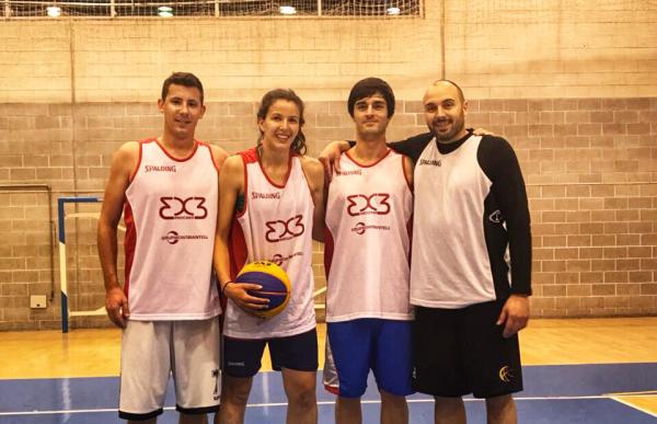 p._18_foto_careto_baix_central_costat_dret_basquet_3x3