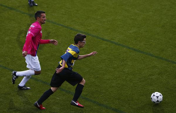 p._18_foto_careto_baix_central_costat_esquerre_futbol