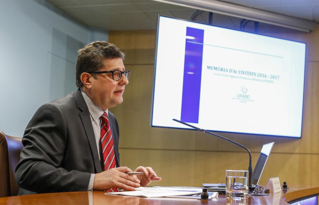 El cap de la Uifand, Carles Fiñana, va presentar la memòria de l’activitat del 2016 i el 2017, ahir.