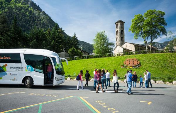 143225_bus