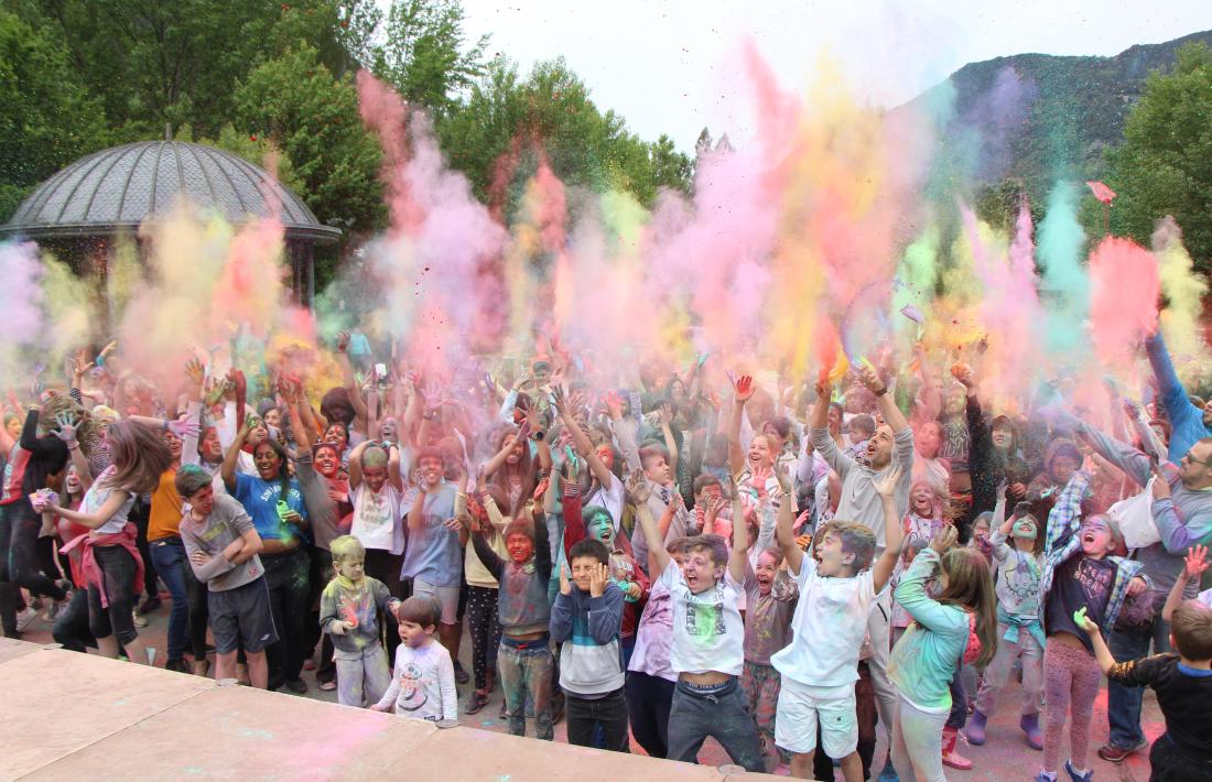 La celebració de la festa Holi a Encamp.