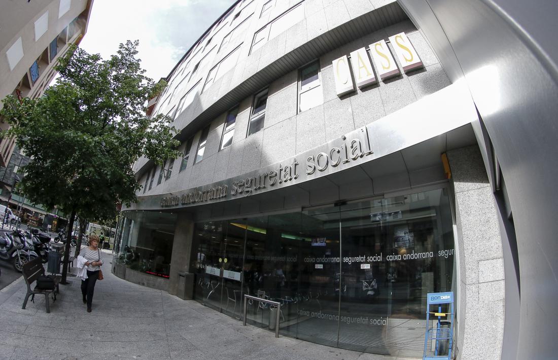 A les comissions mèdiques hi intervenen metges forenses.