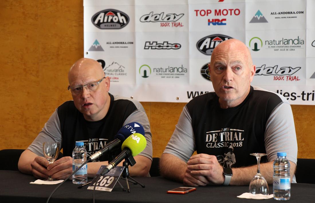 El director de la cursa, Joan Pere Santuré, i el president d'Andorra Trial Club, Xavier Crespo, durant la roda de premsa.