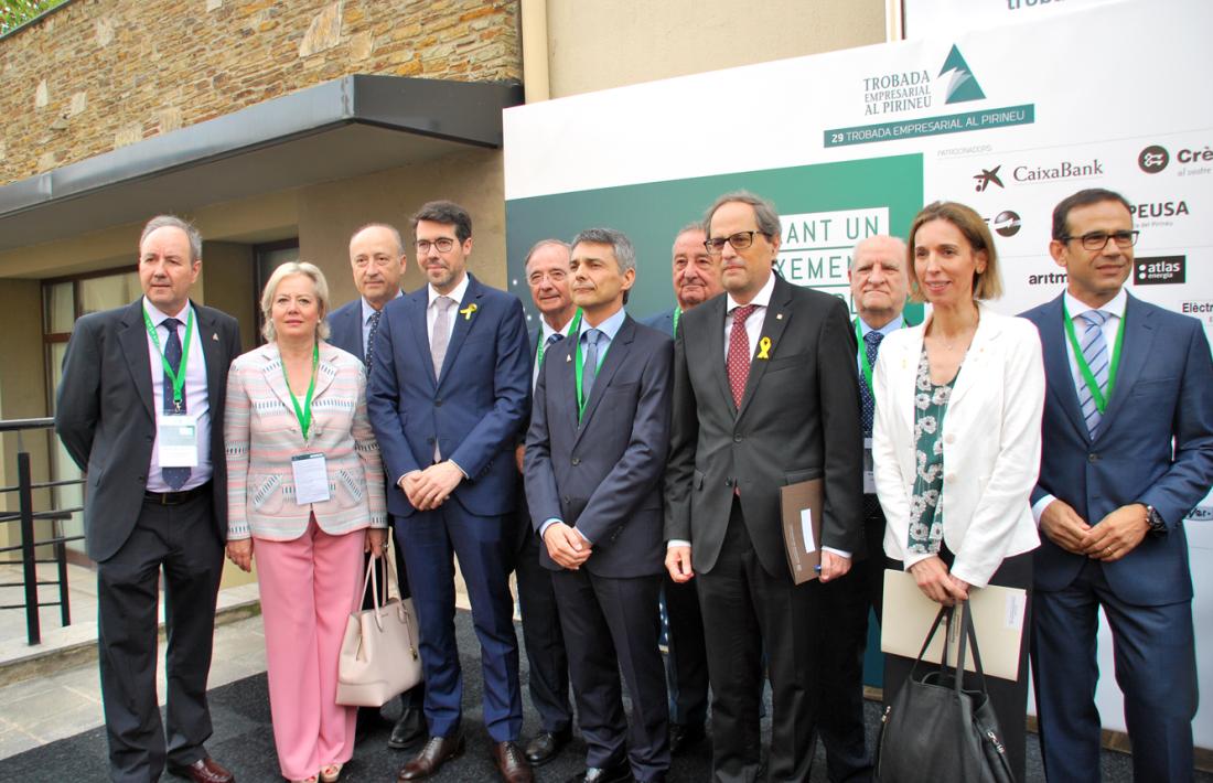 ANA/ Foto conjunta minuts abans de la inauguració de la Trobada Empresarial al Pirineu.