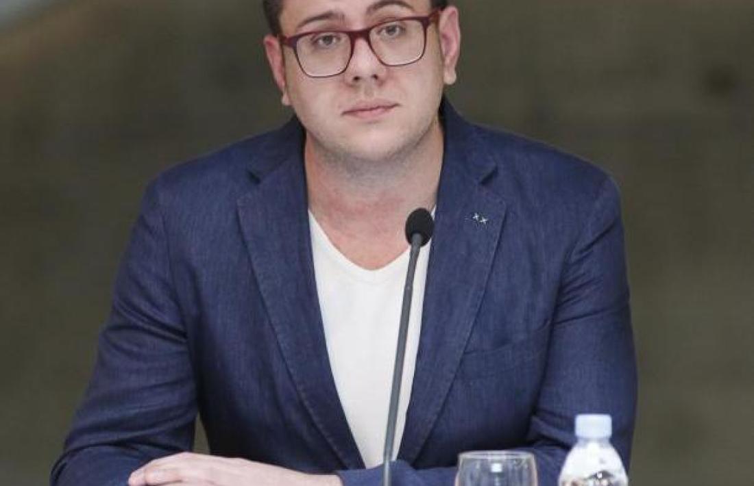 Som com Som demana un canvi de gènere al registre civil amb peritatge