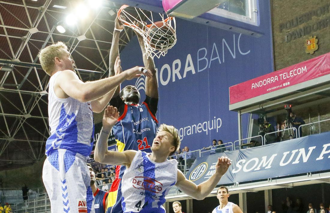 Ofereixen dos anys a Moussa Diagne