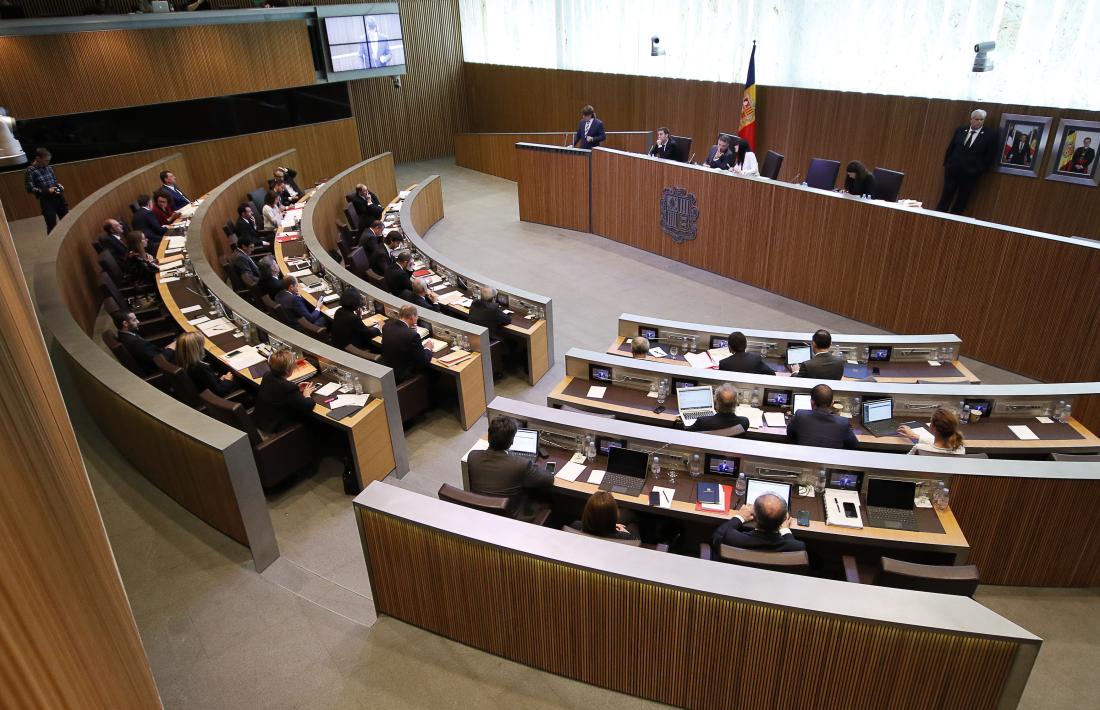 La cambra parlamentària té pendent l’aprovació dels informes del tancament del 2016.