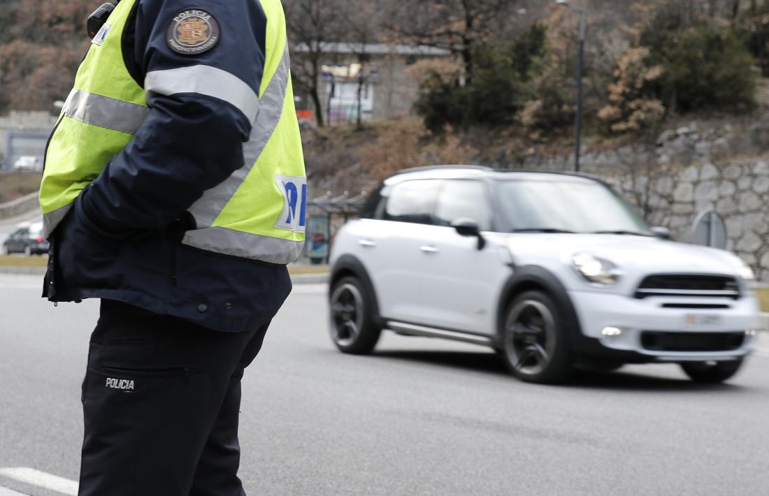 Control policial d’alcoholèmia.
